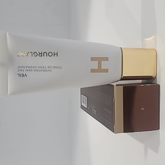 BNIB ✅ HOURGLASS #3 Veil Hydrating Skin Tint Foundation ✨ BNIB - Picture 9 of 9